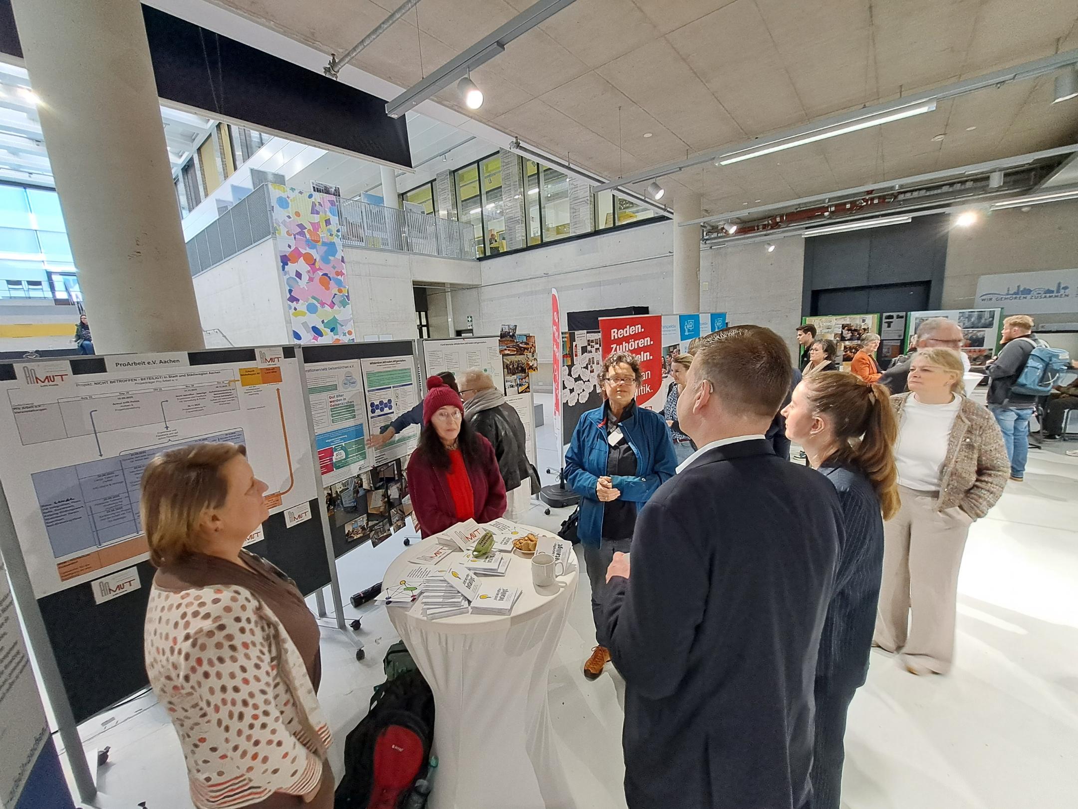 Im Gespräch mit Staatssekretär Matthias Heidmeier